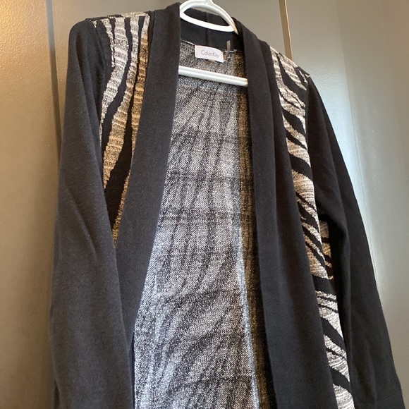 Sweater - Picture 2 of 3